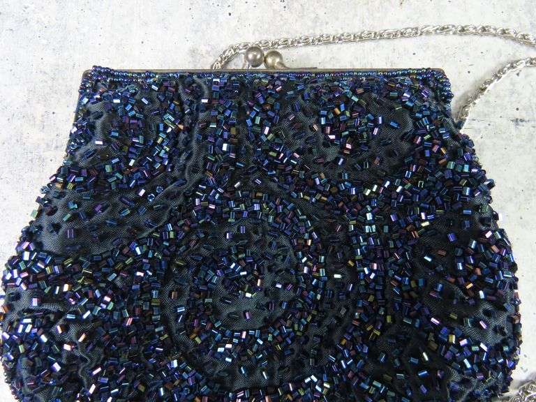 La Regale Beaded Purse