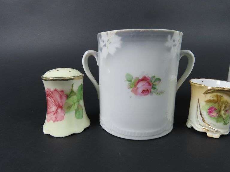 Mixed Lot of Antique Glassware