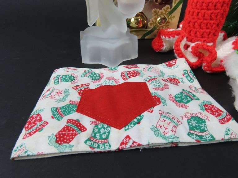 Lot of Vintage Christmas Décor