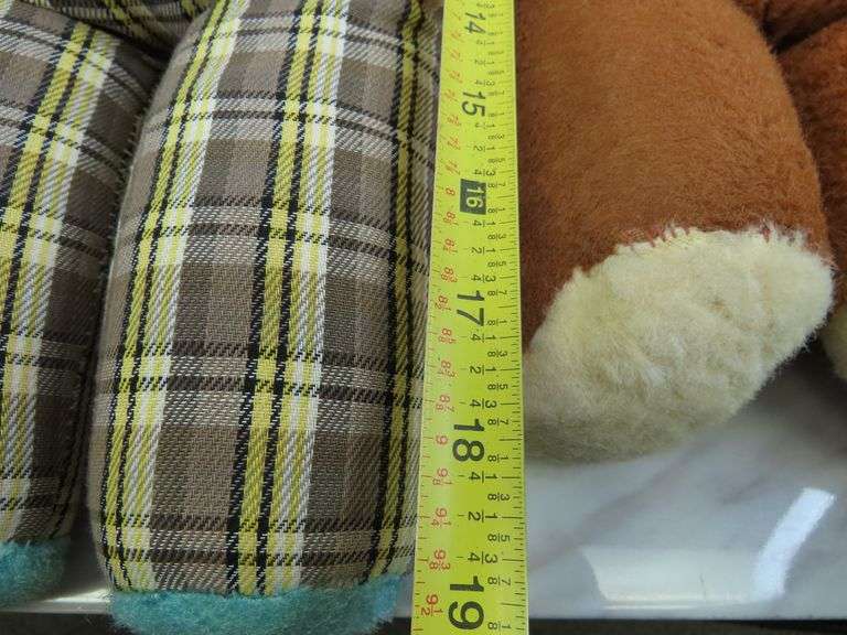 Lot of 2 Vintage Plush Bears