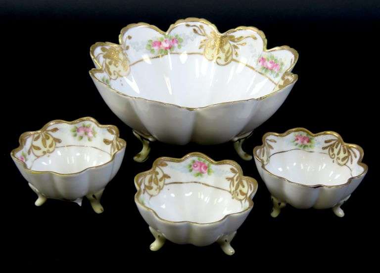 4 Piece Vintage Handpainted Nippon Nut Bowl Set - Made in Japan
