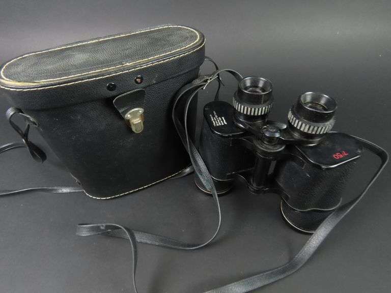 Vintage JC Penny Model 1504 Binoculars