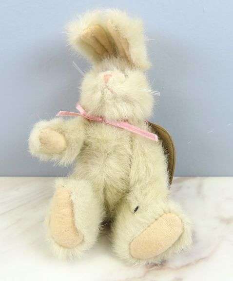 Jointed Boyd's Rabbit Figure