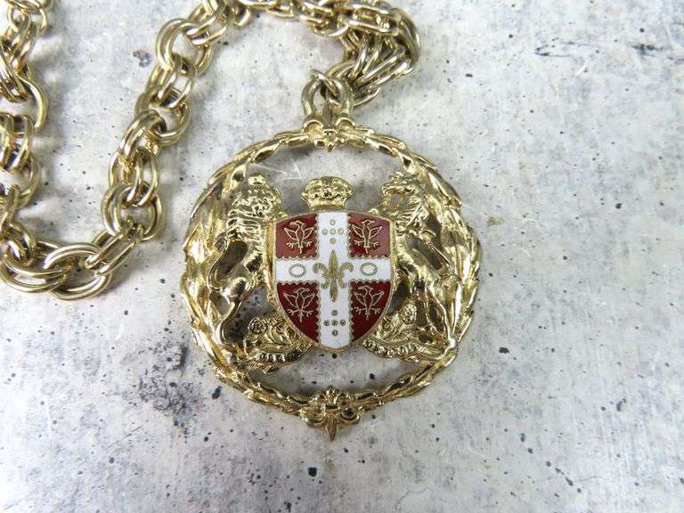 18" Necklace with Gold Tone Heraldic Crest Large Pendant