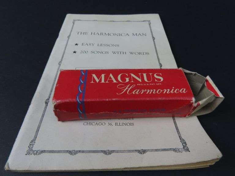 Vintage Magnus Harmonica with Lesson Book