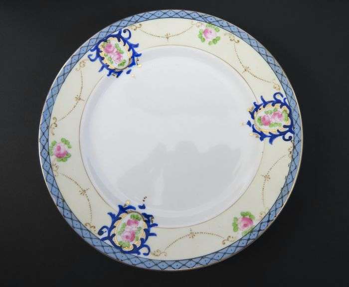 Lot of 12 Noritake Handpainted Salad Plates - Made in Japan