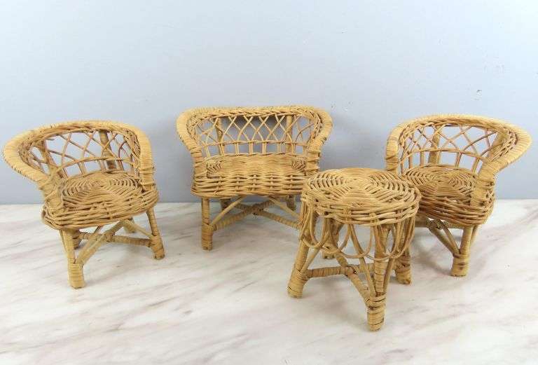 4 Pieces of Wicker Doll Furniture