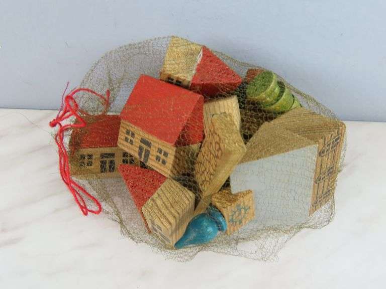 Bag of Miniature Wooden Houses & Accessories