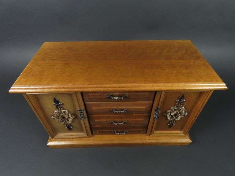 Vintage Wooden Jewelry Box