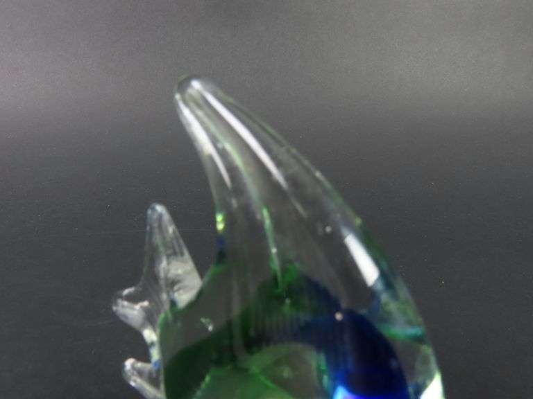 Vintage Art Glass Fish Paperweight Décor