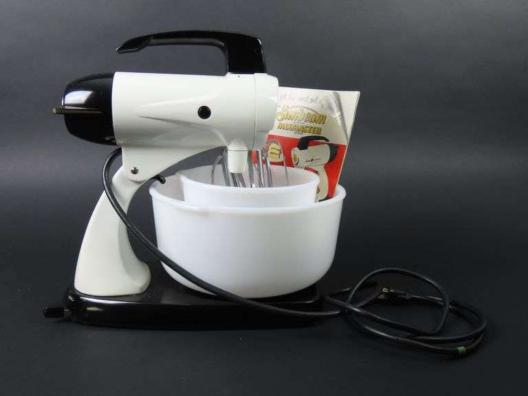 Vintage Sunbeam Mixmaster Mixer with Extra Bowl