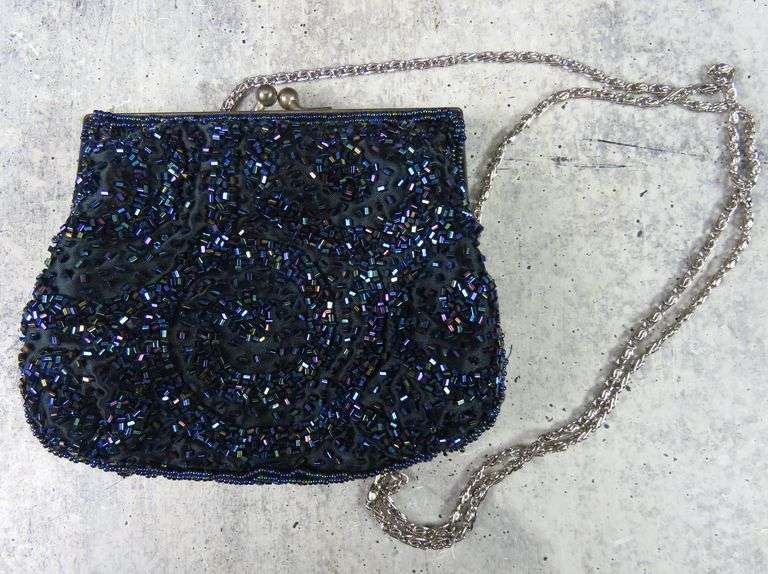 La Regale Beaded Purse