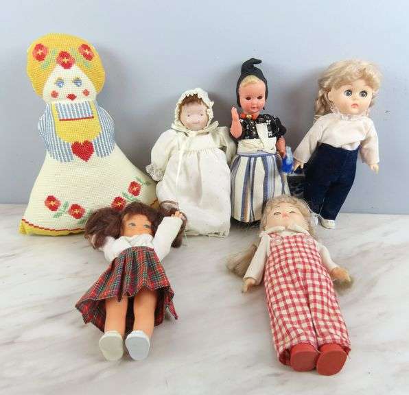 Mixed Lot of 6 Dolls