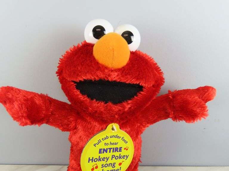 2002 Sesame Street Elmo Toy