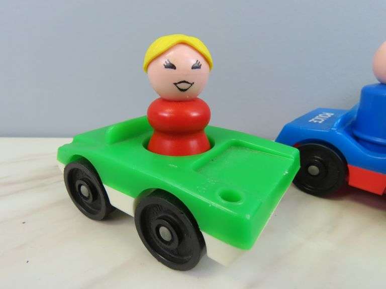 Lot of Fisher Price Cars with Little People