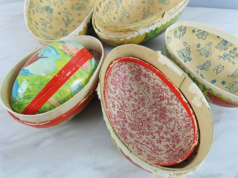 Vintage Nesting Egg Toy / Décor - Made in East Germany