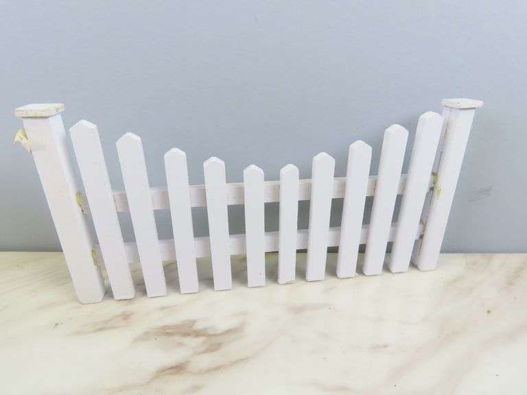 Lot of Wooden Doll House Fencing