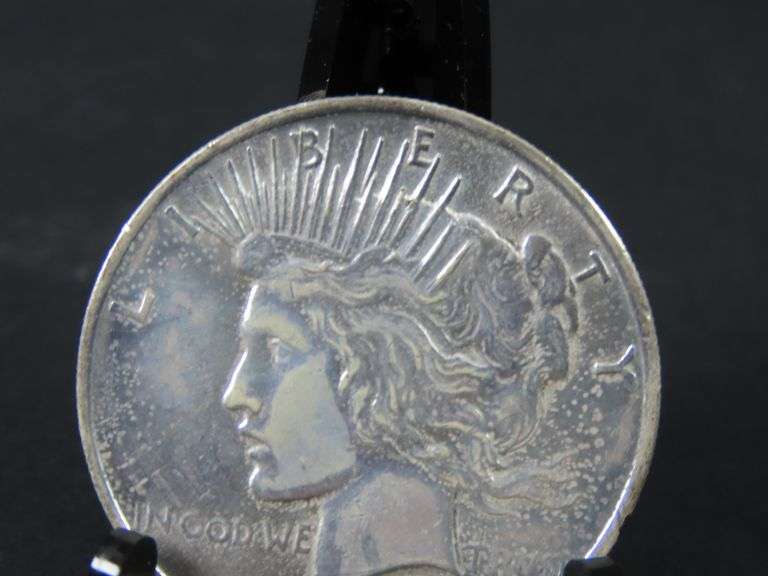 1922 Circulated Peace One Dollar Coin