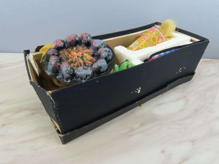 Box of Vintage Toys, Dolls & Accessories