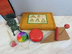 Lot of Vintage Toys with Jenga & Yoyo's