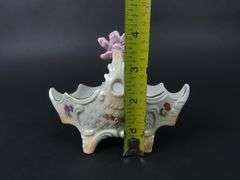Beautiful Vintage Porcelain Basket Décor