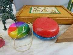 Lot of Vintage Toys with Jenga & Yoyo's