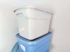 Mixed Lot of 4 Storage Totes