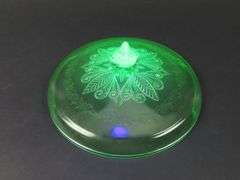 Vintage Uranium Glass Lid