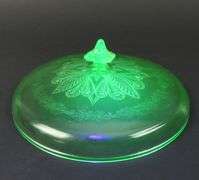 Vintage Uranium Glass Lid