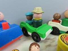 Lot of Fisher Price Cars with Little People