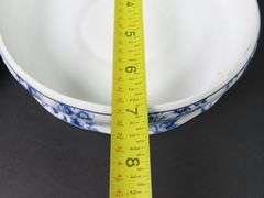 Evum Eternal Rose Collection Round Blue & White Trinket Box