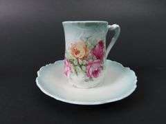 Mixed Lot of 4 Collectible Tea Cups & Saucers