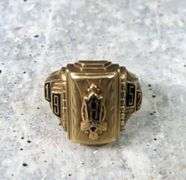 1952 10K Gold Class Ring - Size 9 - 9.2g