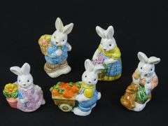 Lot of 5 Vintage Miniature Easter Bunny Figurines - Made in Taiwan