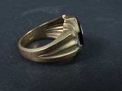 Men's 10K Gold Ring with Onyx - Size 10 - 8.5g