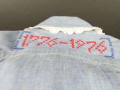 Vintage Bicentennial Embroidered Long Sleeve Shirt - Size 10