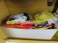 Barbie, Ken and Tons of Clothes in Vintage Fashion Doll Trunk
