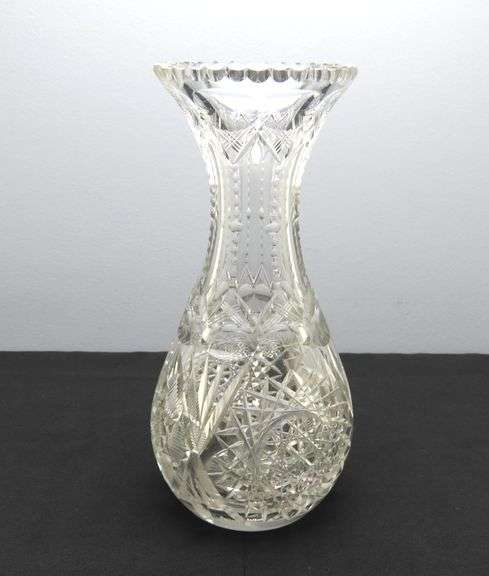 Beautiful Vintage Cut Crystal Vase