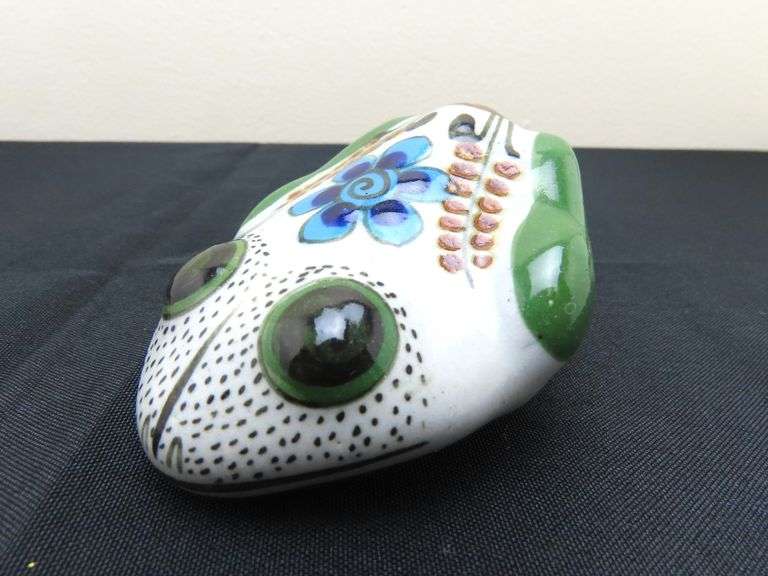 Small Mexican Folk Art Tonala Pottery Frog Figure