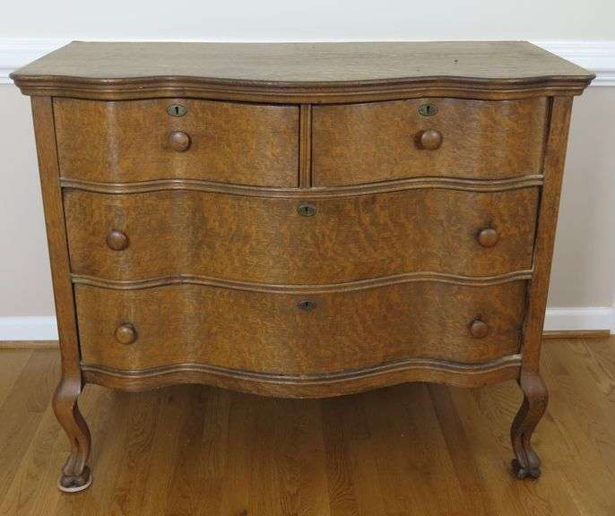 Vintage 2 Over 2 Serpentine Front Oak Chest