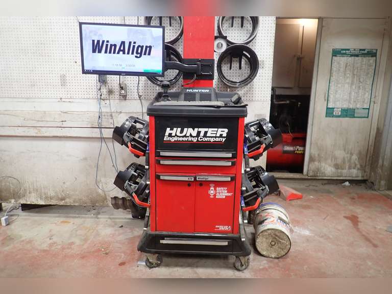 Hunter WinAlign 670 Alignment System w/Hunter 18,000lbs CAP. 4-Post Hoist. **LOADING SPECIAL TERMS**