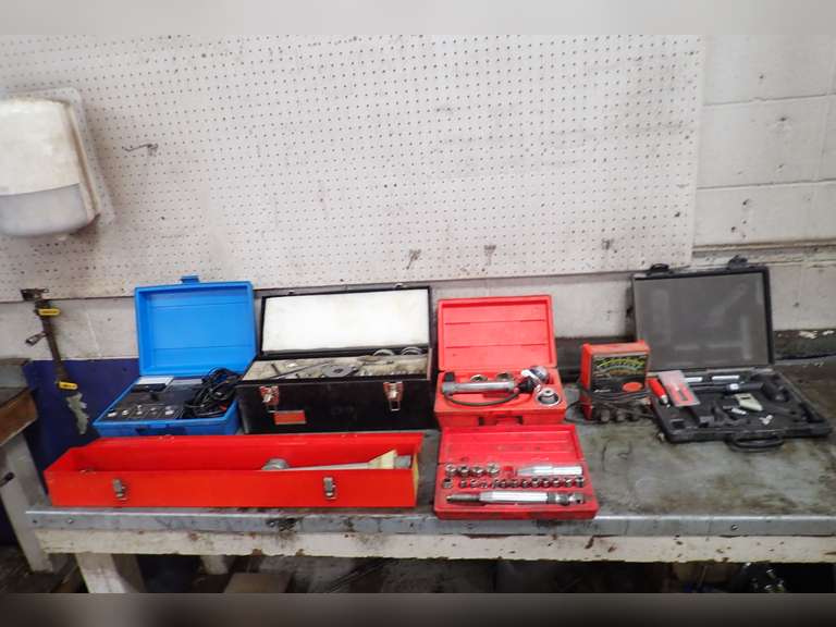 Lot of Automotive Specialty Tools.