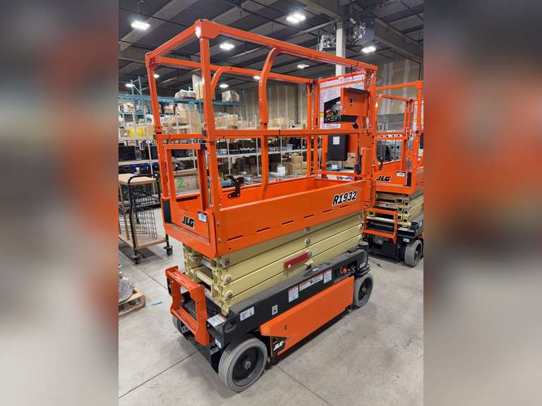 2024 JLG R1932 Electric Scissor Lift, Platform Height: 19 ft. , 2hrs Showing