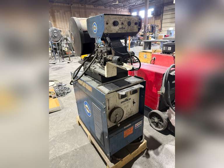 Miller CP-300 Welder w/ Miller JB-26 Wire Feed