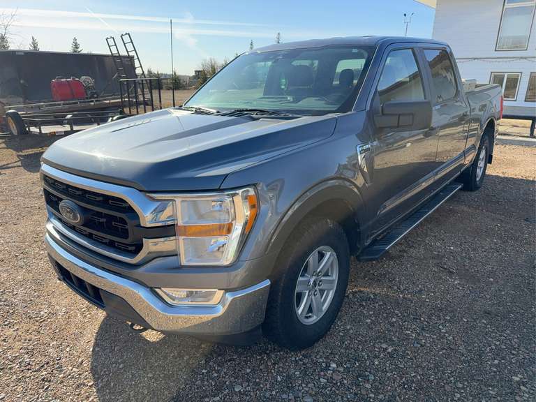 2021 Ford  F-150  XLT  4WD  Super Crew  Pickup Truck  1FTFW1E85MFC52911