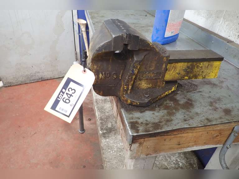 Record 6" Vice.