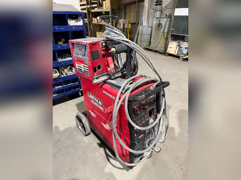 Lincoln Electric Power MIG 256 w/ Lincoln Electric LN-7 Wire Feed, Spool Gun, Etc.