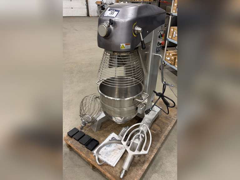 EM30 30QT MIXER