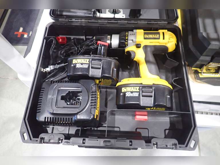 DeWalt DW987 Heavy Duty XRP 1/2" Cordless 18V Drill/Driver, Charger and (2) 18V Batteries.