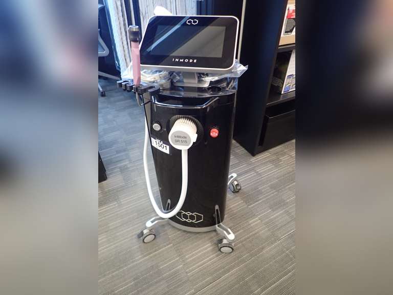 InMode AG606666A Aesthetic Laser System w/Handpieces.
